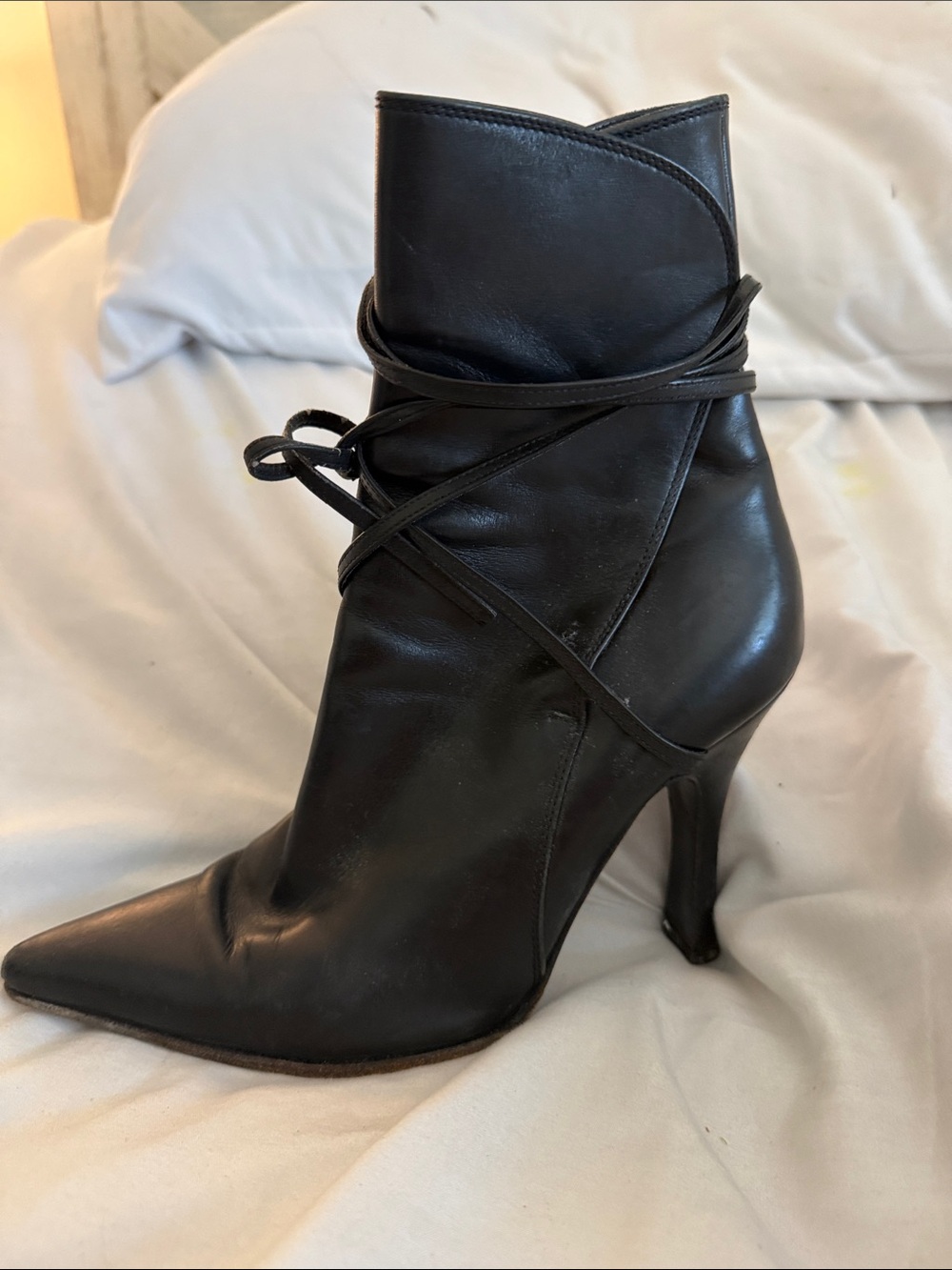 Vintage Versace -Black Leather Pointed-Toe Lace Wrap Ankle Boots - Women